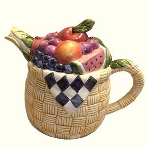 SUSAN WINGET Certified Teapot Ceramic Fruit-Basket Weave Design Approx. 14 x 8